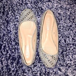 De Blossom Collection dress shoes.